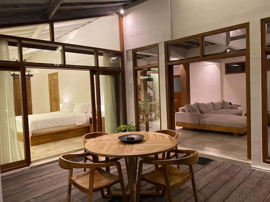 Savvy Villa, A Tranquil Oasis & Walk To The Beach Seminyak Villa