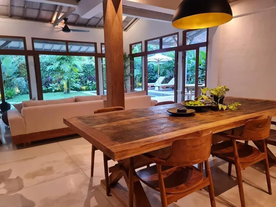 Villa Savvy Villa, A Tranquil Oasis & Walk To The Beach Seminyak Indonesien
